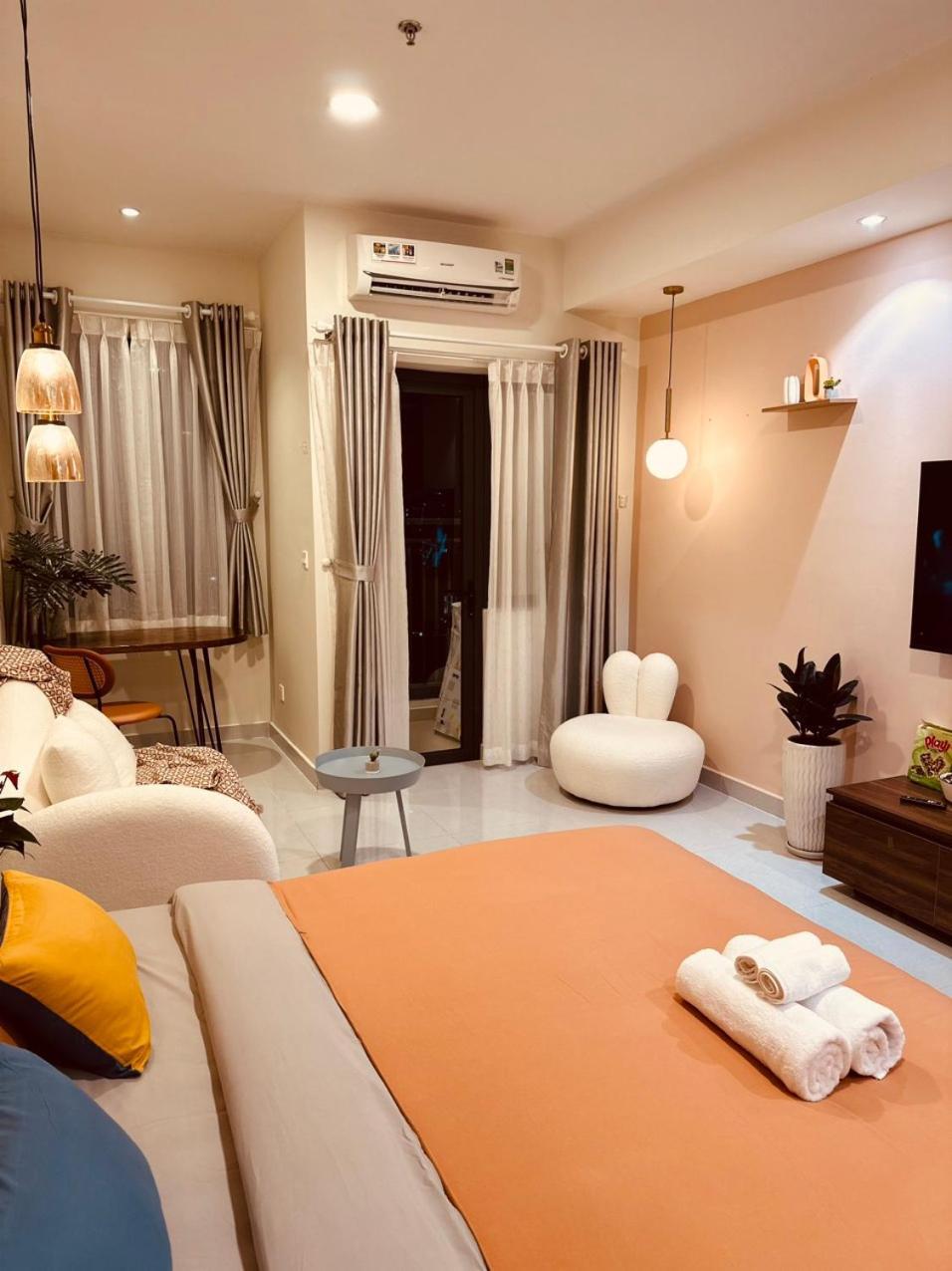 Apartment Doha Homes Soho #studio Luxury-1bed-lau Cao-moi Ho Chi Minh City